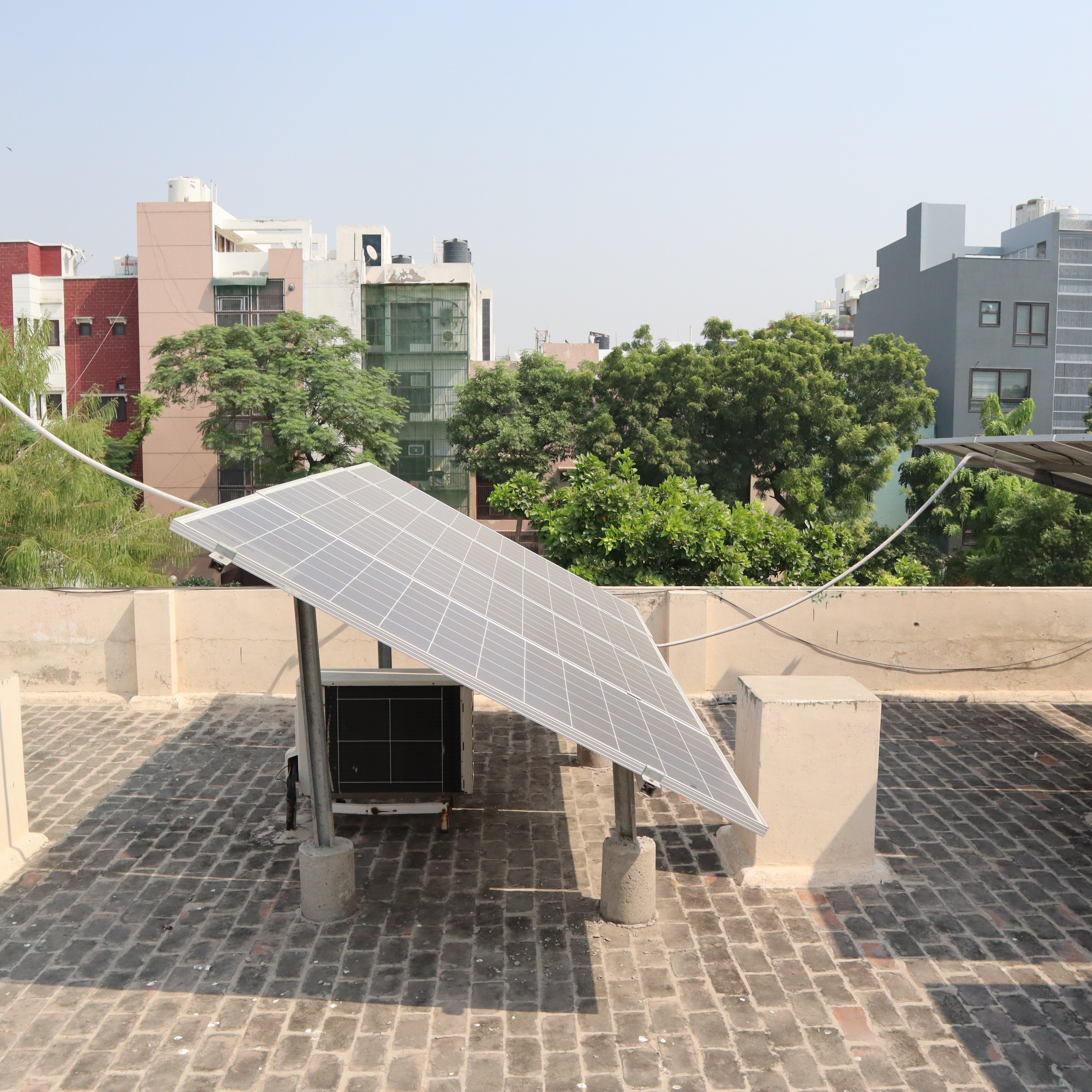 Kejriwal bats for solar energy in the Capital